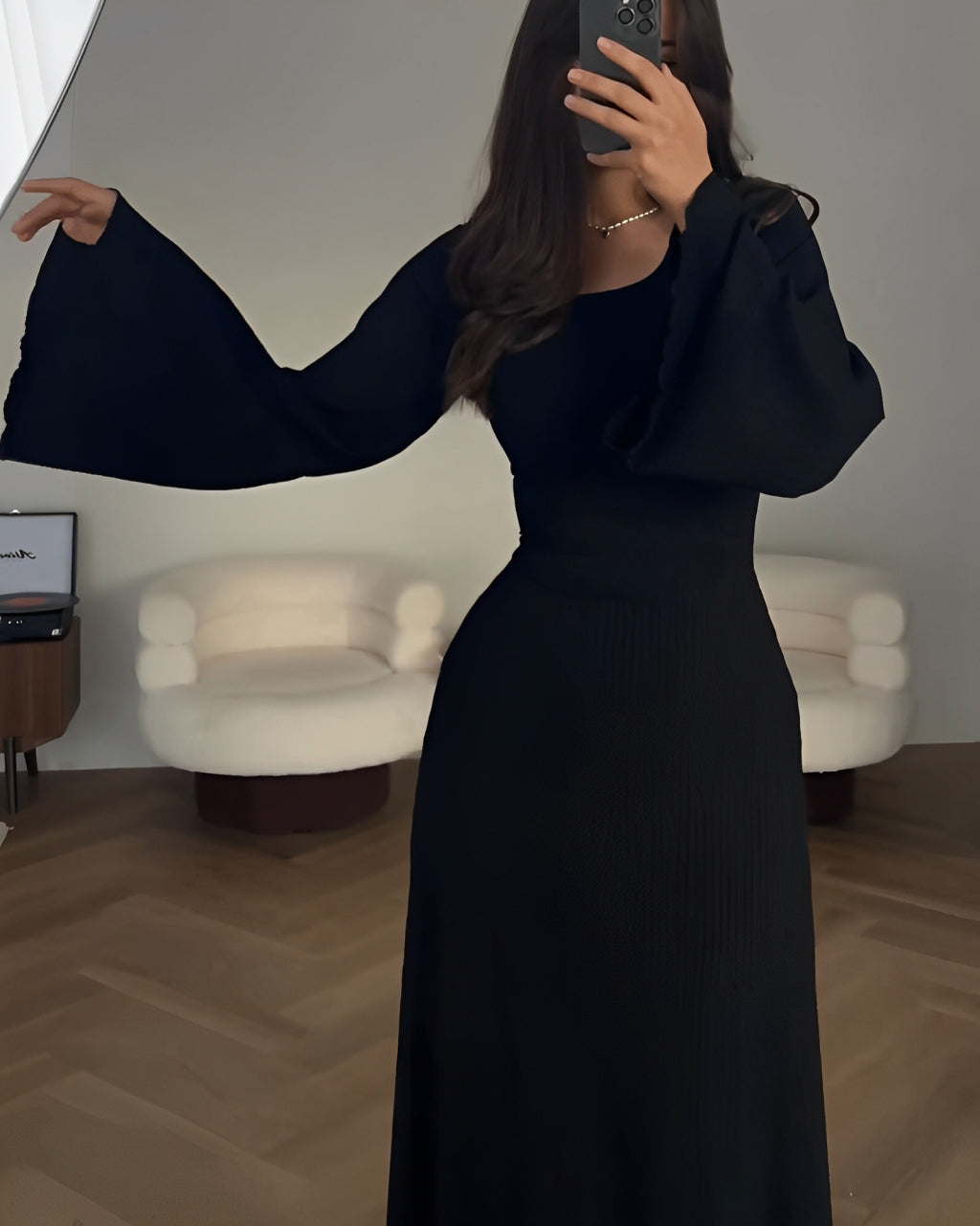 Esther | Elegant Stickad Långklänning