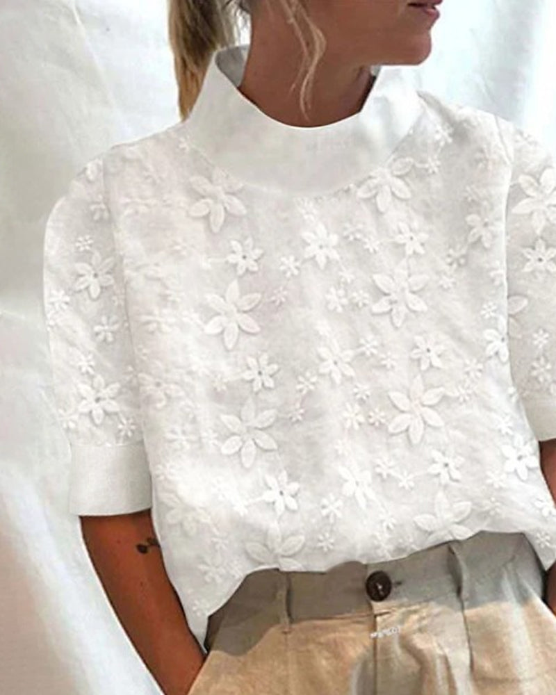 Emelie™ | Broderad Blus med Ståkrage
