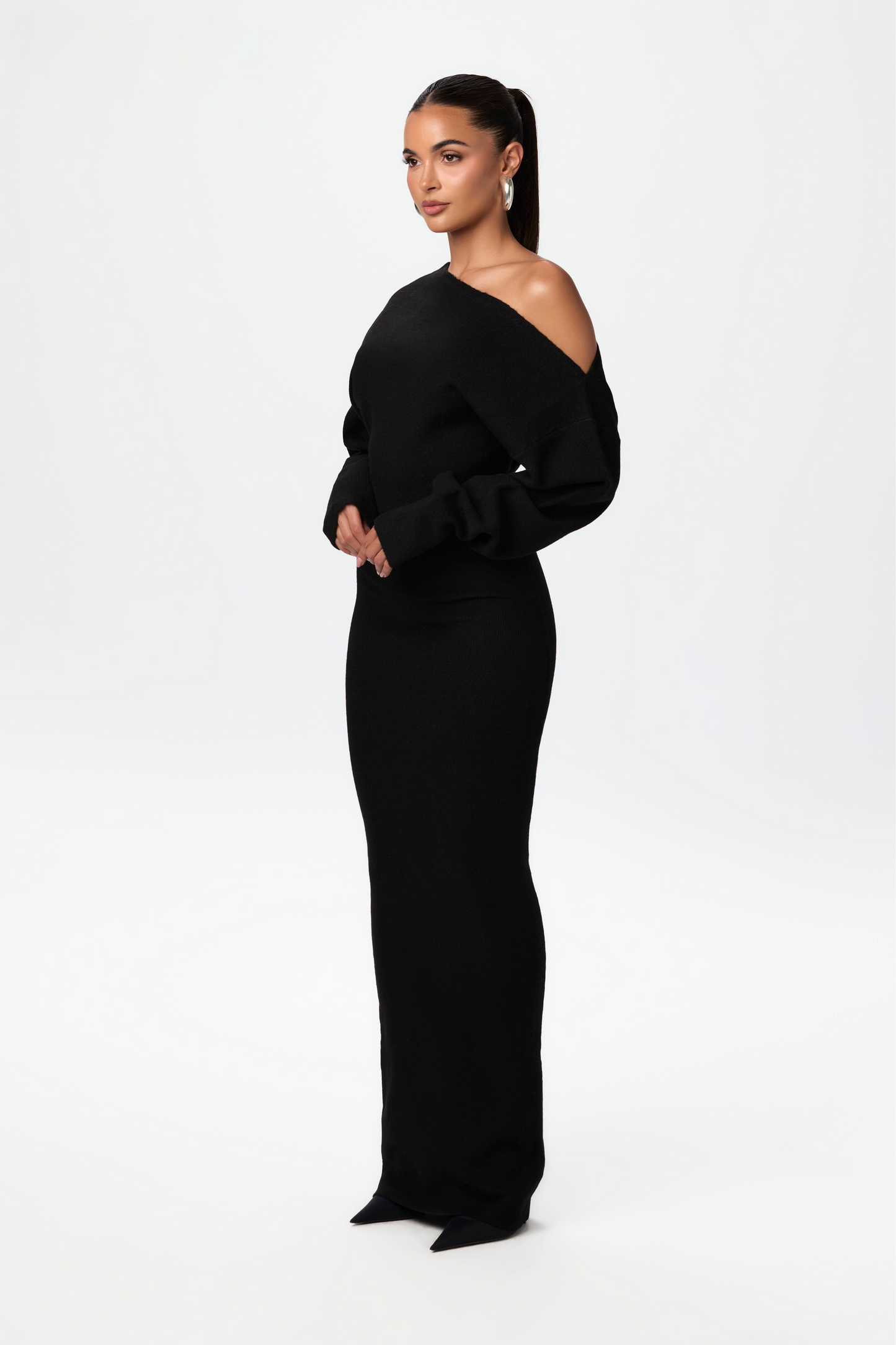 Trien | Off-shoulder tröjklänning