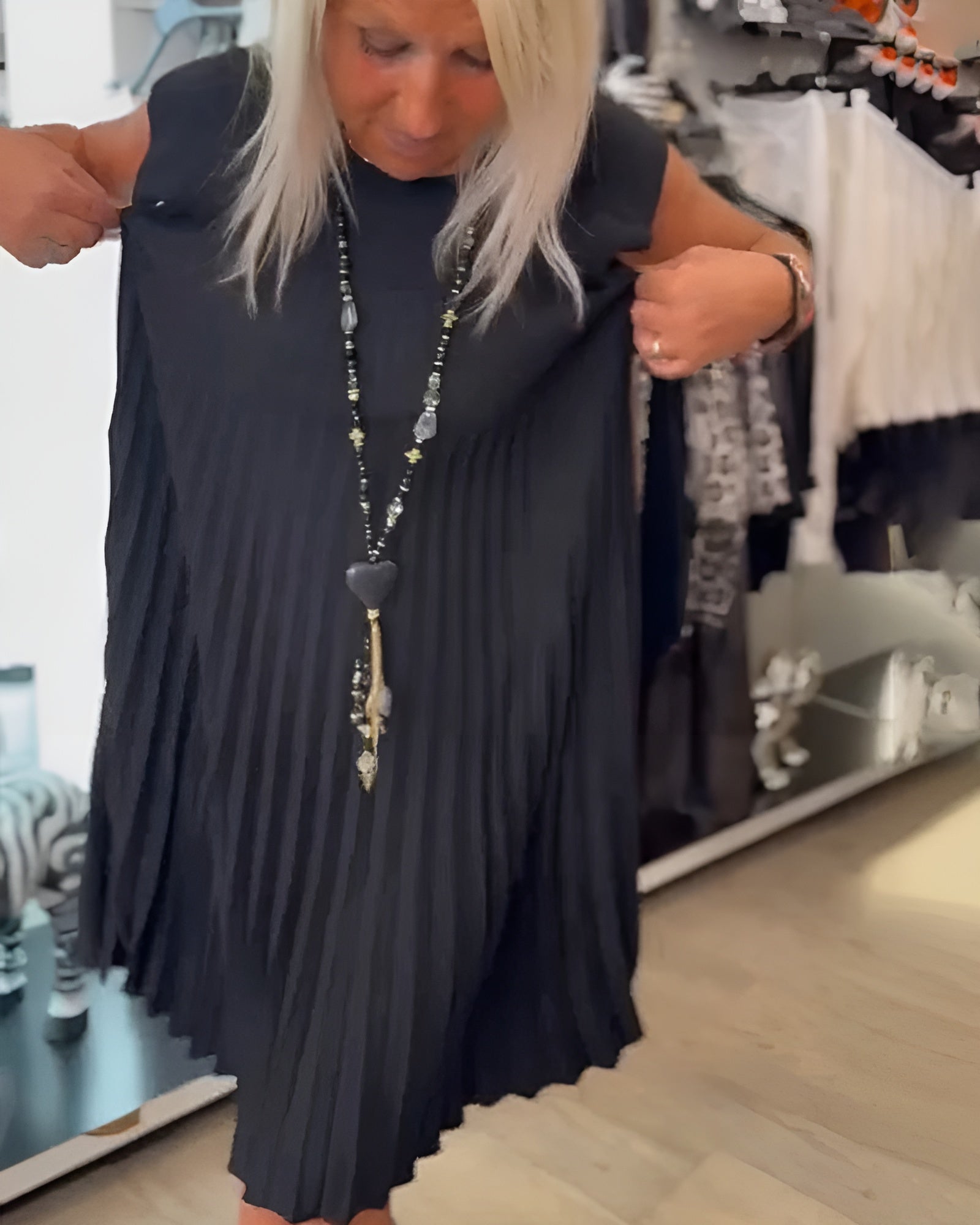 svart kort klänning / 3XL