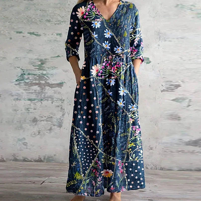 Linnéa™ | Blommig Långklänning i Linne-look med V-ringning